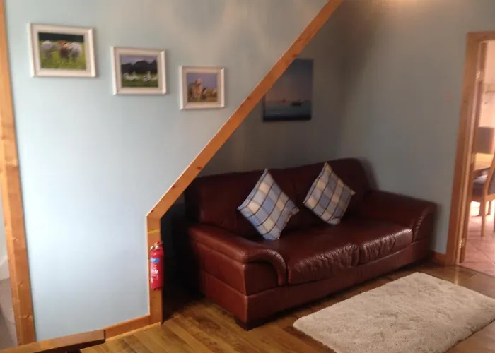 Glaslough Ramblers Rest * Monaghan