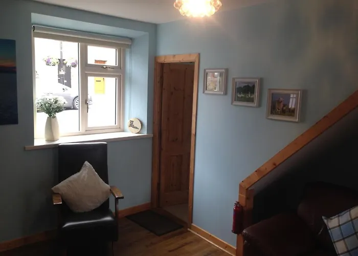 Glaslough Ramblers Rest *